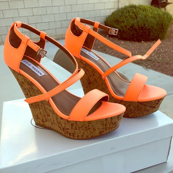 Steve Madden wedged - Picture 1 of 4